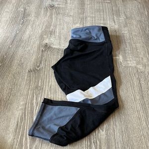 Champion Capri athletic leggings